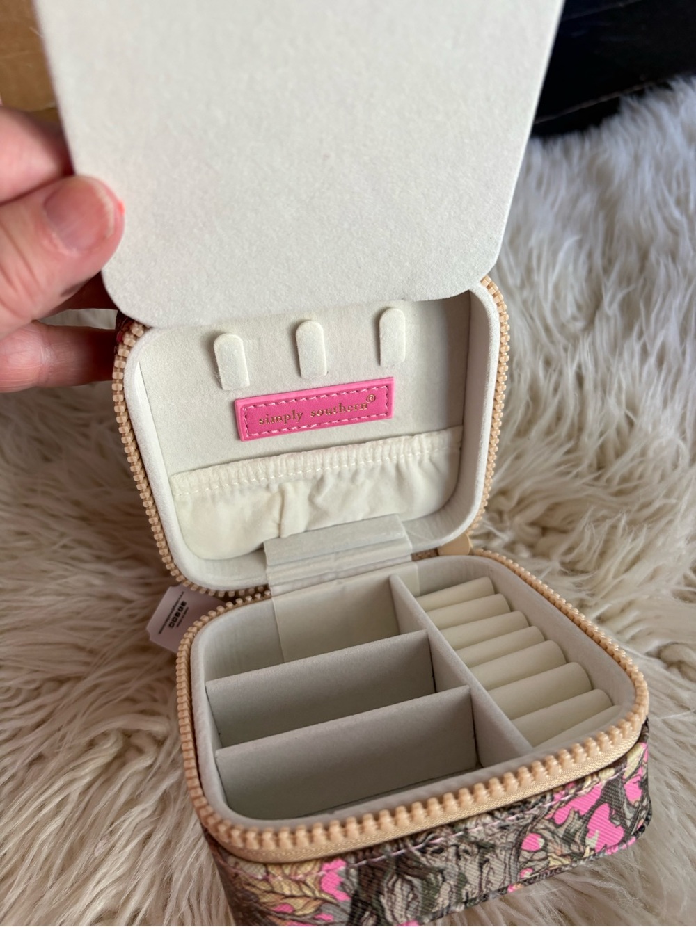 New Simply Southern Camo Jewelry Box Travel Case Gift Compact Pink Camouflage - Picture 3 of 7